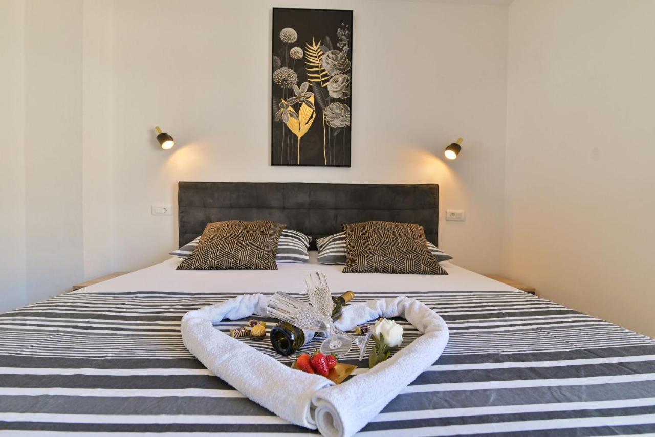 Apartment Sunset Trogir Exterior photo